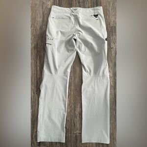 Columbia PFG Fishing Pants 32x32 Light Gray Performance Outdoor Cargo Pants